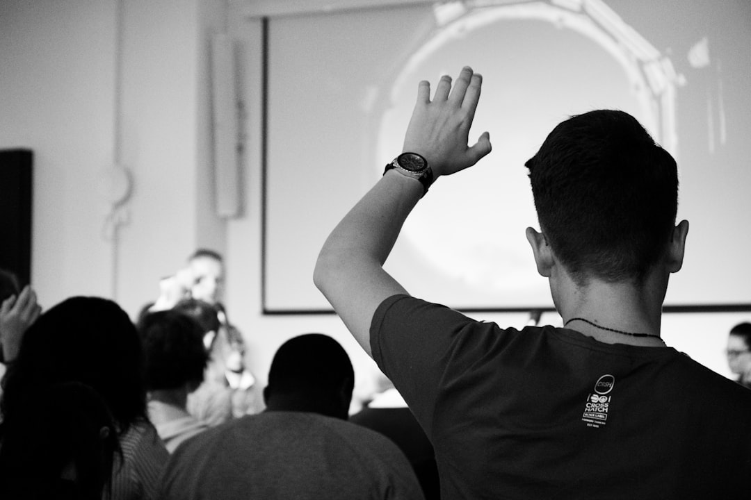 Estrategias para fidelizar a tus alumnos en abril de 2026