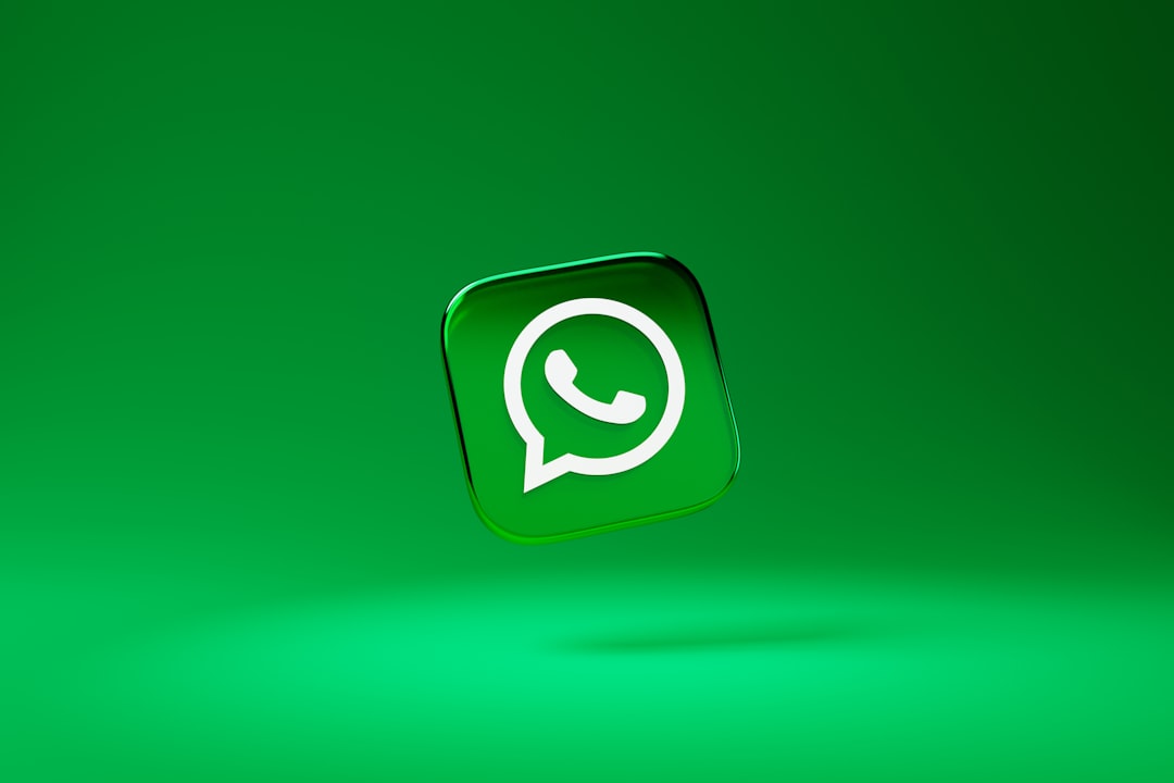 Por qué es clave enviar boletas por WhatsApp a los apoderados